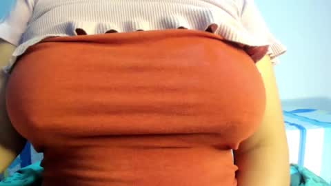 tiffany theressa online show from 12-18-25, 07:53