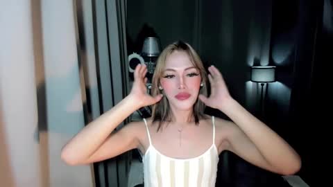 Snapshot of tiffany_welson chatting on 12-02-24, 06:43 tiffany online show from 12-02-24, 06:43