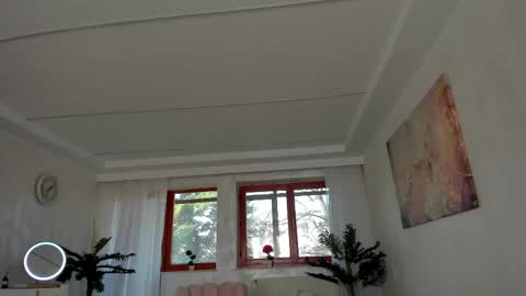 Tiffany Houston online show from 02-14-25, 07:28