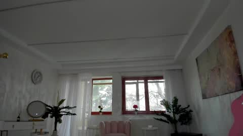 Tiffany Houston online show from 02-27-25, 07:01