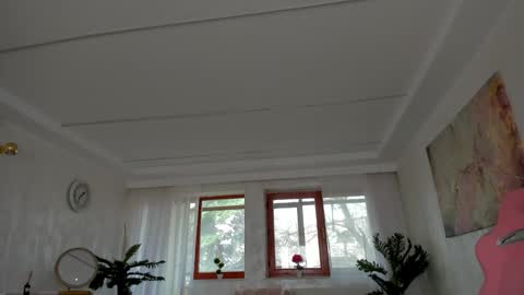 Tiffany Houston online show from 03-11-25, 07:04