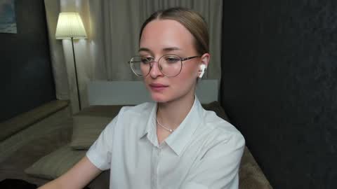 Tiffany online show from 01-15-25, 06:29