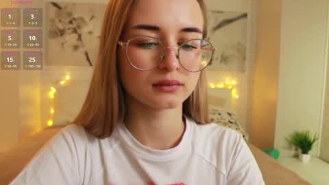 Tiffany online show from 02-25-25, 10:37