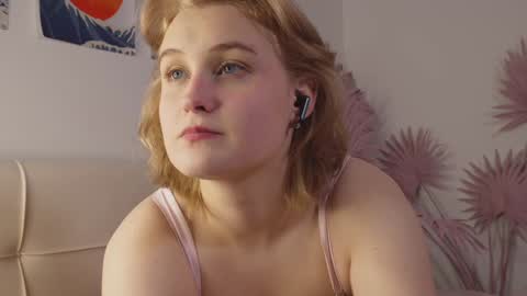 tiffanyjons online show from 02-09-25, 12:28