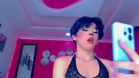 Snapshot of tiffanymackensyy69 chatting on 10-31-25, 11:06 tiffanymackensyy69 online show from 10-31-25, 11:06