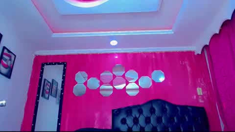 Snapshot of tiffanymackensyy69 chatting on 12-18-25, 06:58 tiffanymackensyy69 online show from 12-18-25, 06:58