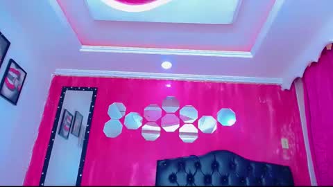 Snapshot of tiffanymackensyy69 chatting on 12-20-25, 07:32 tiffanymackensyy69 online show from 12-20-25, 07:32