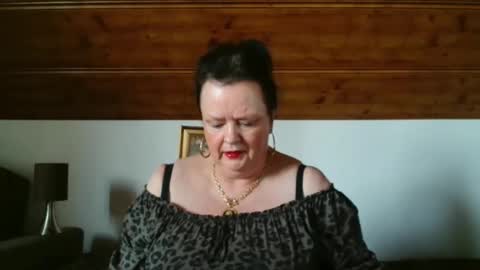 TiffanyMature online show from 11-12-25, 11:32