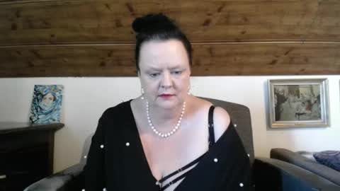 TiffanyMature online show from 04-27-26, 02:59