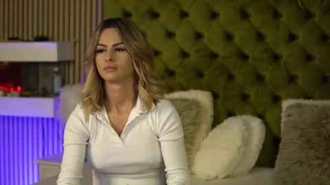 Ilaria online show from 09-11-25, 06:13