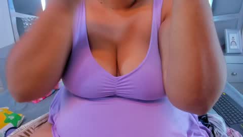 Snapshot of tiffanymiller01 chatting on 12-09-24, 12:51 Tiffany Miller online show from 12-09-24, 12:51