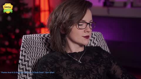 tiffanyriox online show from 12-05-24, 02:53