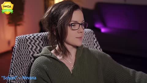 tiffanyriox online show from 01-24-25, 02:49