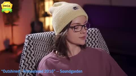 tiffanyriox online show from 02-21-25, 05:56