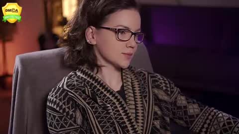 tiffanyriox online show from 03-08-25, 05:49