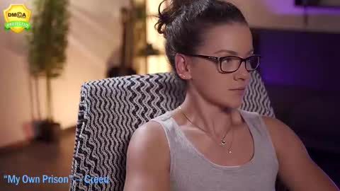 tiffanyriox online show from 09-11-25, 11:38