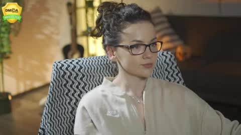 tiffanyriox online show from 04-21-26, 02:51