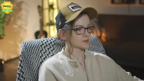 tiffanyriox online show from 04-23-26, 11:51