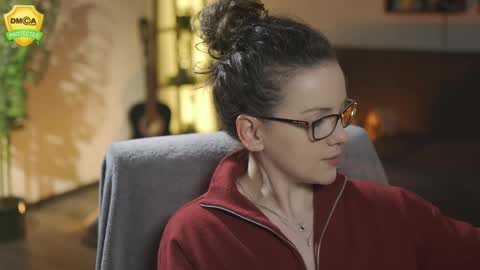 tiffanyriox online show from 04-28-26, 12:20