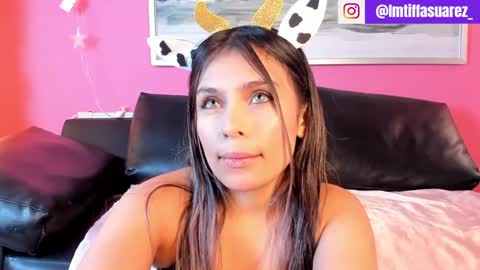 Snapshot of tiffanysuarez_ chatting on 01-15-25, 01:41 Stefany Suarez online show from 01-15-25, 01:41