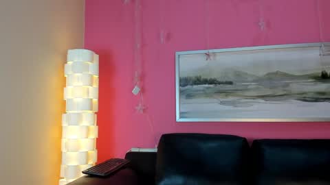 Snapshot of tiffanysuarez_ chatting on 02-03-25, 01:08 Stefany Suarez online show from 02-03-25, 01:08