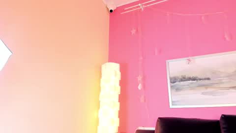 Snapshot of tiffanysuarez_ chatting on 03-03-25, 01:09 Stefany Suarez online show from 03-03-25, 01:09