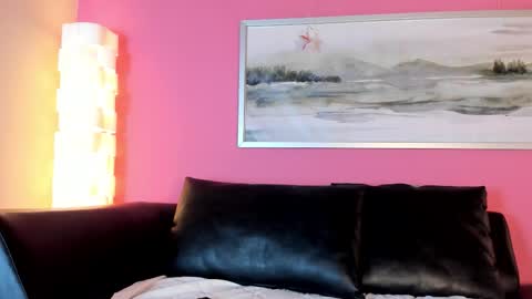 Stefany Suarez online show from 01-31-26, 09:13