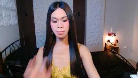 Snapshot of tiffanythebigcock chatting on 10-14-25, 10:49 tiffanythebigcock online show from 10-14-25, 10:49