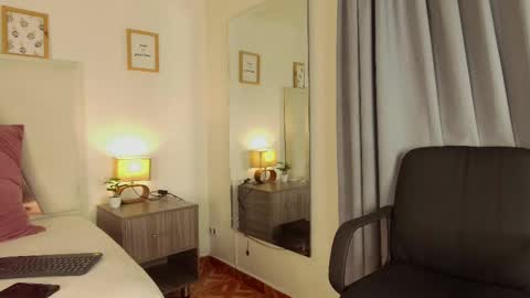 Tiffany  online show from 02-19-25, 07:48