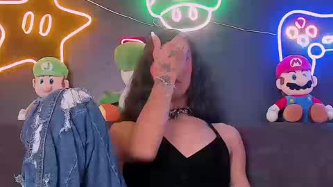 Tiffany  online show from 09-08-25, 09:36