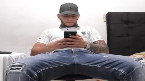Snapshot of tiger_job chatting on 04-04-26, 05:06 tiger_job online show from 04-04-26, 05:06