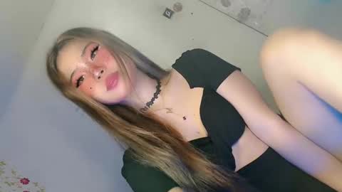 tight_elliana online show from 04-27-26, 10:30