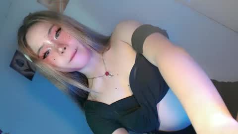 Snapshot of tight_elliana chatting on 05-07-26, 08:36 tight_elliana online show from 05-07-26, 08:36