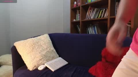 Camilo online show from 03-25-26, 01:55