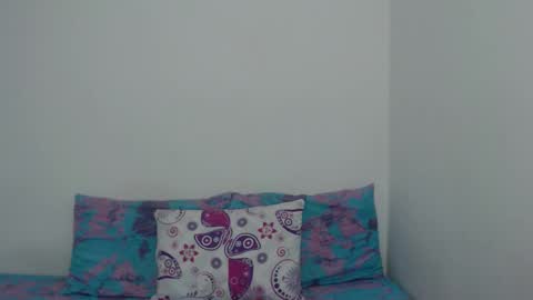 Snapshot of tiiana_01 chatting on 11-12-25, 07:24 Tatiana online show from 11-12-25, 07:24