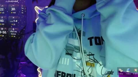 Tiiana online show from 04-27-26, 03:04