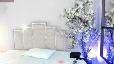tiianascott online show from 07-22-26, 12:08