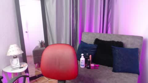 Snapshot of tiinajonus_ chatting on 05-08-26, 04:29 tiinajonus_ online show from 05-08-26, 04:29