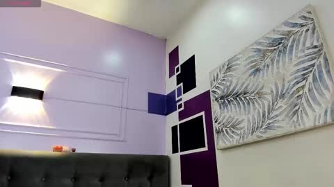 Snapshot of tiiny_emilly chatting on 10-10-25, 09:25 tiiny emilly online show from 10-10-25, 09:25