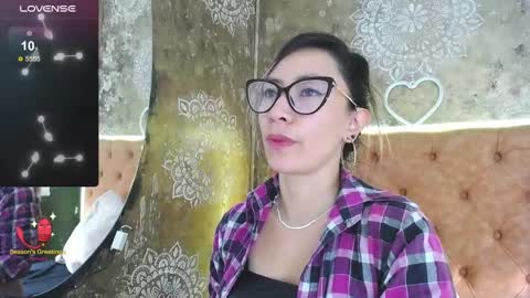 TILA TEQUILA online show from 02-08-25, 06:22