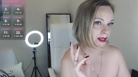 Tilly online show from 02-02-25, 09:23