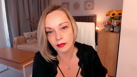 Tilly online show from 03-29-26, 08:20