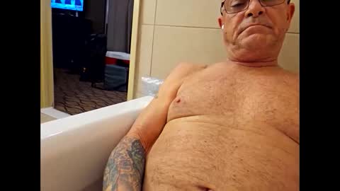 Snapshot of tim1964ish chatting on 12-04-24, 07:39 tim1964ish online show from 12-04-24, 07:39