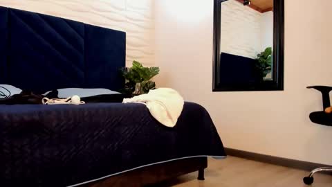 Tim Fox online show from 10-12-25, 12:04