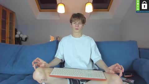 Tim online show from 03-10-25, 06:56