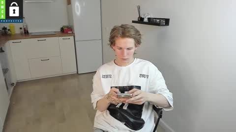 Tim online show from 10-12-25, 09:36