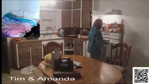 Tim  Amanda online show from 12-20-25, 05:42