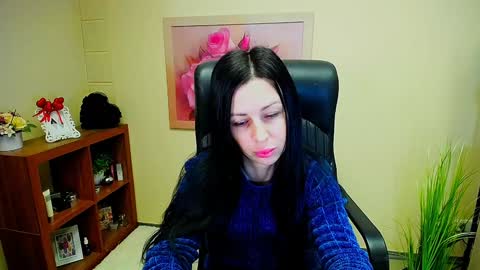 Luisa online show from 12-12-24, 09:40