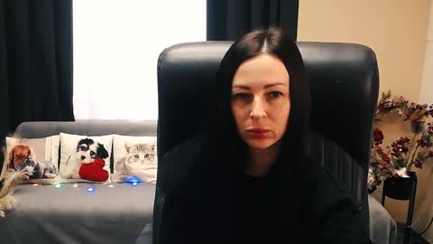 Luisa online show from 10-08-25, 07:28