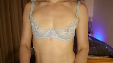 Timis but I prefer you whisper to my ear my girl online show from 09-18-25, 02:35